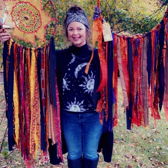 Meet your Posher, Laura - Picture 4 of 10